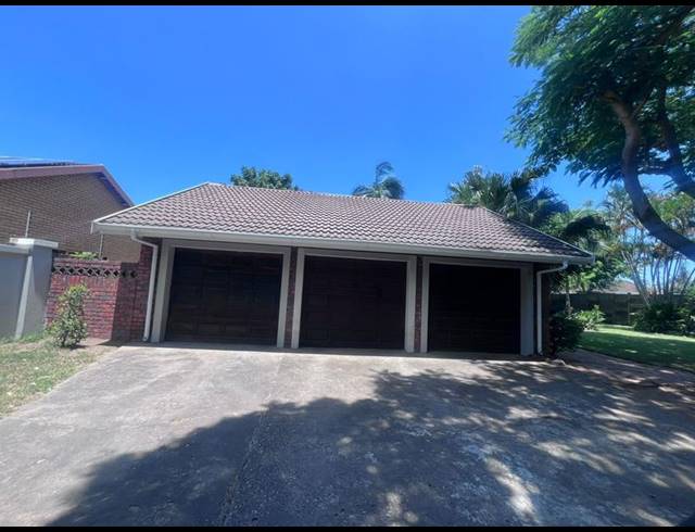4 BEDROOM HOUSE FOR SALE IN MEER EN SEE